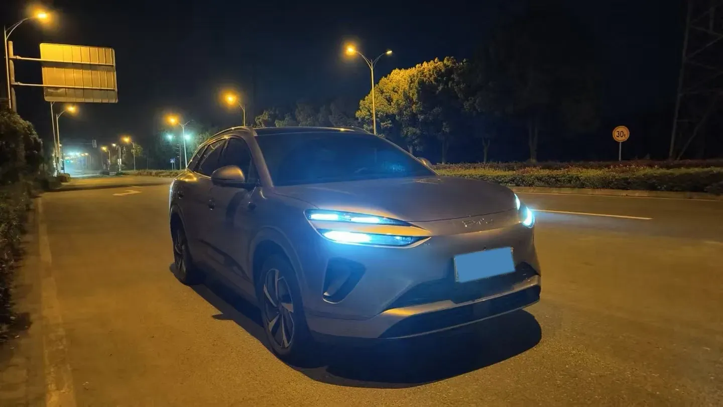 2025 LanDian E5 PLUS 1.5L 95HP L4 E-CVT PHEV,autocango,china used car exporter,china ev exporter,chinese used car exporter,chinese used ev exporter