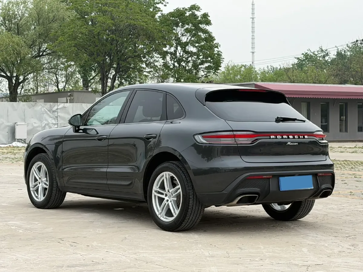 2024 Porsche Macan 2.0T 265HP L4 7DCT,autocango,china used car exporter,china ev exporter,chinese used car exporter,chinese used ev exporter
