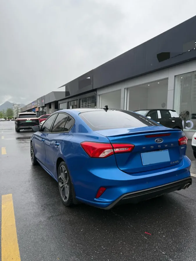 2020 Ford Focus 1.5T 174HP L3 8AT,autocango,china used car exporter,china ev exporter,chinese used car exporter,chinese used ev exporter