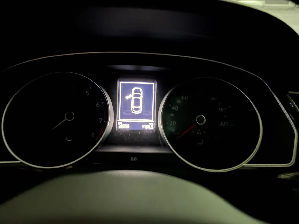 2020 Volkswagen Magotan 2.0T 186HP L4 7DCT,autocango,china used car exporter,china ev exporter,chinese used car exporter,chinese used ev exporter