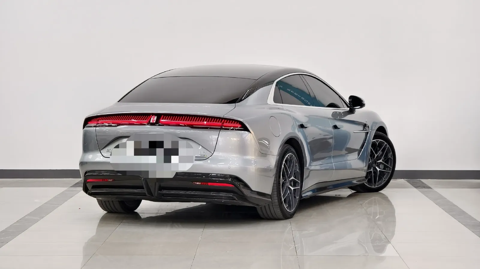 2025 YangWang U7 BEV 135.5KWH,autocango,china used car exporter,china ev exporter,chinese used car exporter,chinese used ev exporter