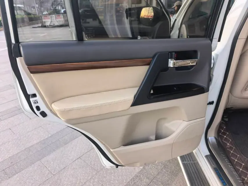 2019 Chevrolet Trax 1.0T 125HP L3 6AT,autocango,china used car exporter,china ev exporter,chinese used car exporter,chinese used ev exporter