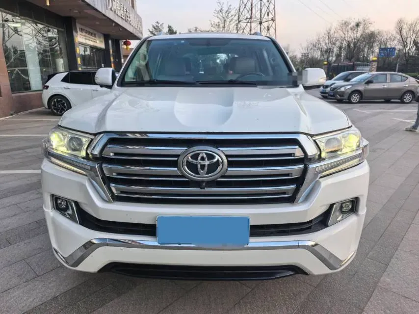 2019 Chevrolet Trax 1.0T 125HP L3 6AT,autocango,china used car exporter,china ev exporter,chinese used car exporter,chinese used ev exporter