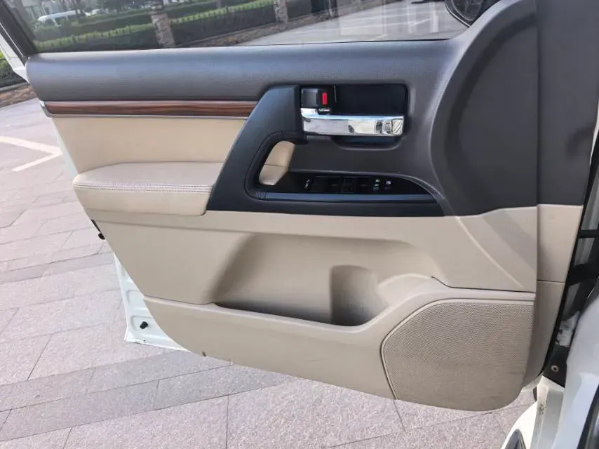 2019 Chevrolet Trax 1.0T 125HP L3 6AT,autocango,china used car exporter,china ev exporter,chinese used car exporter,chinese used ev exporter