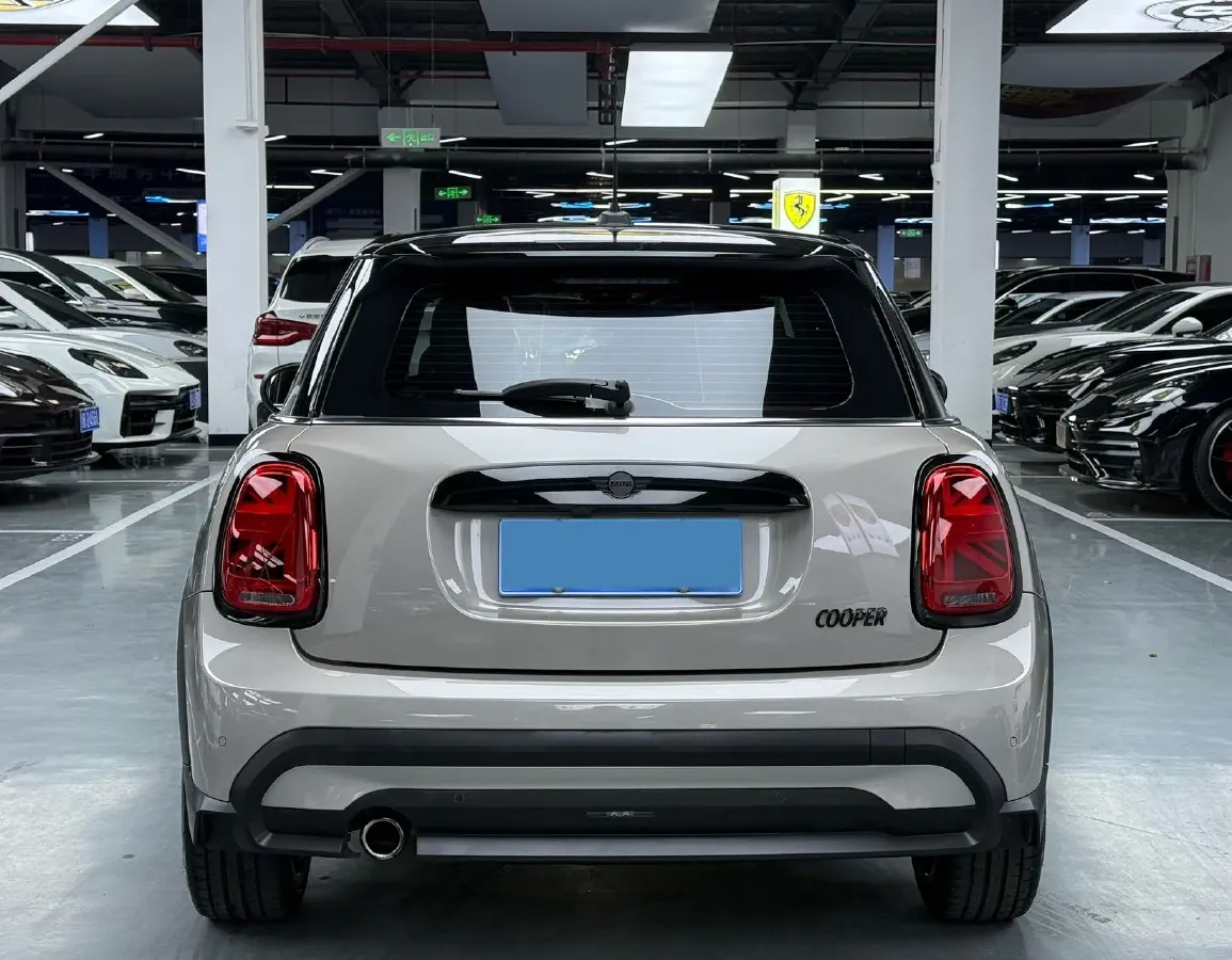 2023 MINI MINI 1.5T 136HP L3 7DCT,autocango,china used car exporter,china ev exporter,chinese used car exporter,chinese used ev exporter