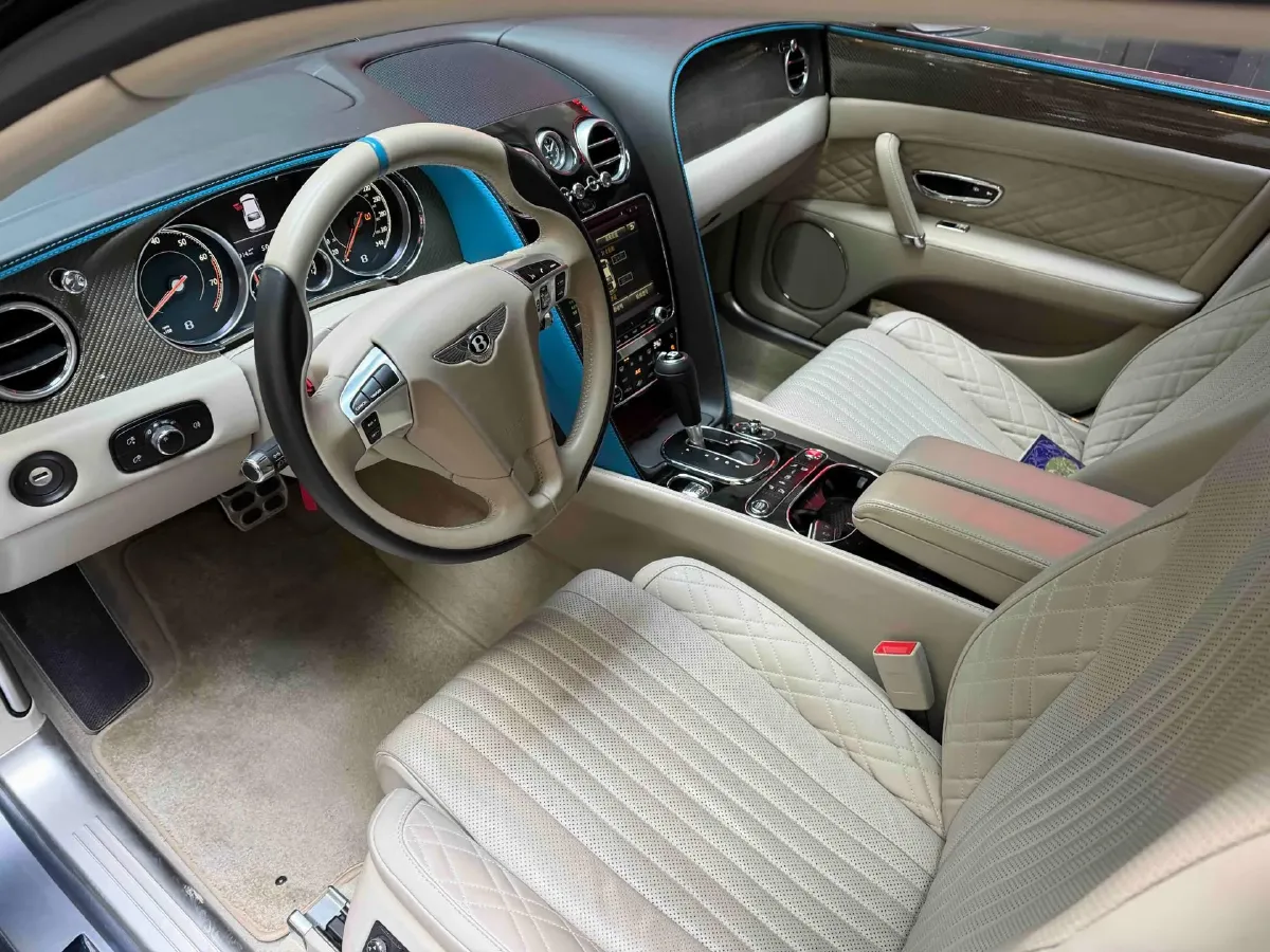 2017 Bentley Flying Spur 4.0T 528HP V8 8AT,autocango,china used car exporter,china ev exporter,chinese used car exporter,chinese used ev exporter