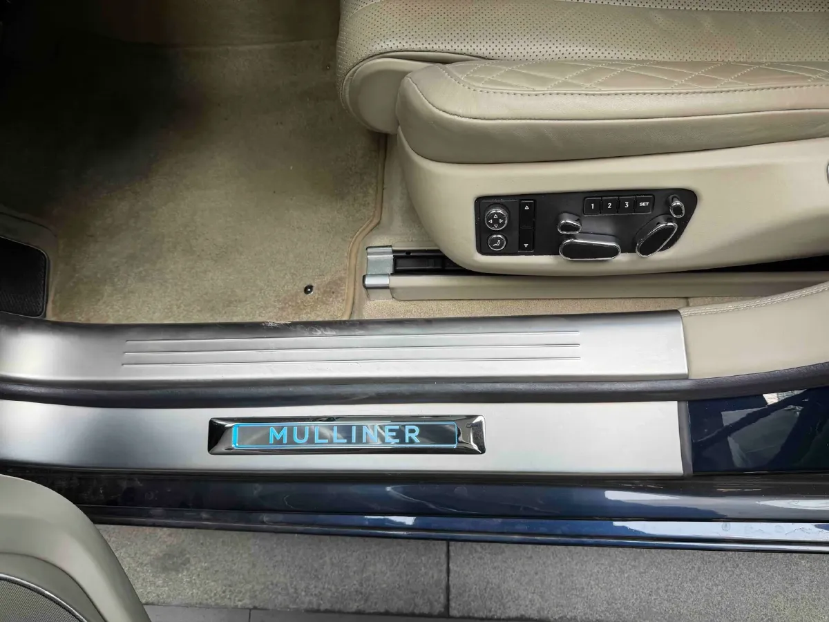 2017 Bentley Flying Spur 4.0T 528HP V8 8AT,autocango,china used car exporter,china ev exporter,chinese used car exporter,chinese used ev exporter