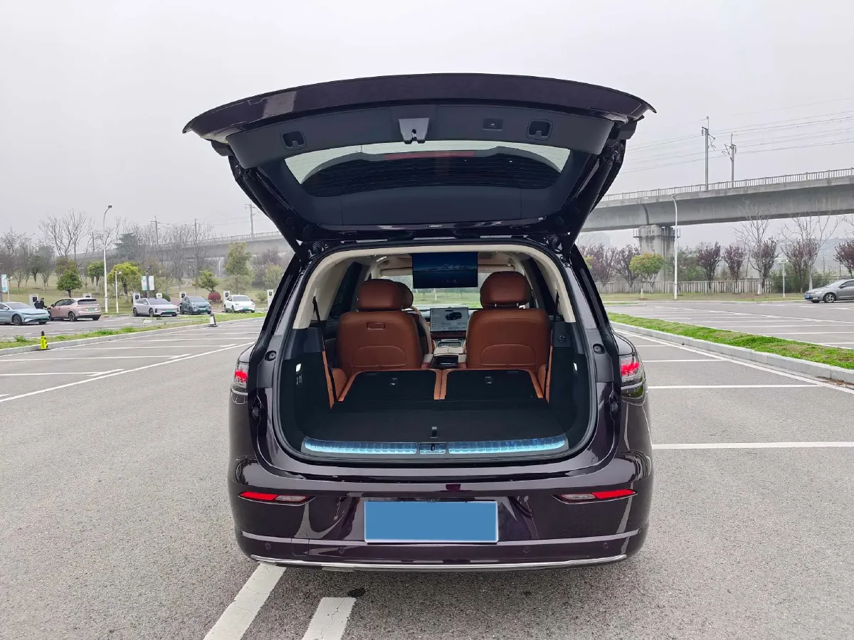 2026 Voyah 9L 1.5T 150HP L4 PHEV,autocango,china used car exporter,china ev exporter,chinese used car exporter,chinese used ev exporter