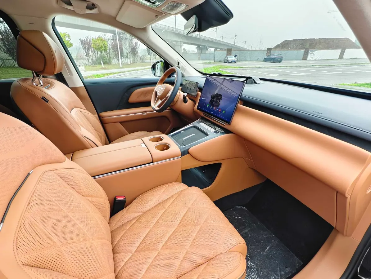 2026 Voyah 9L 1.5T 150HP L4 PHEV,autocango,china used car exporter,china ev exporter,chinese used car exporter,chinese used ev exporter