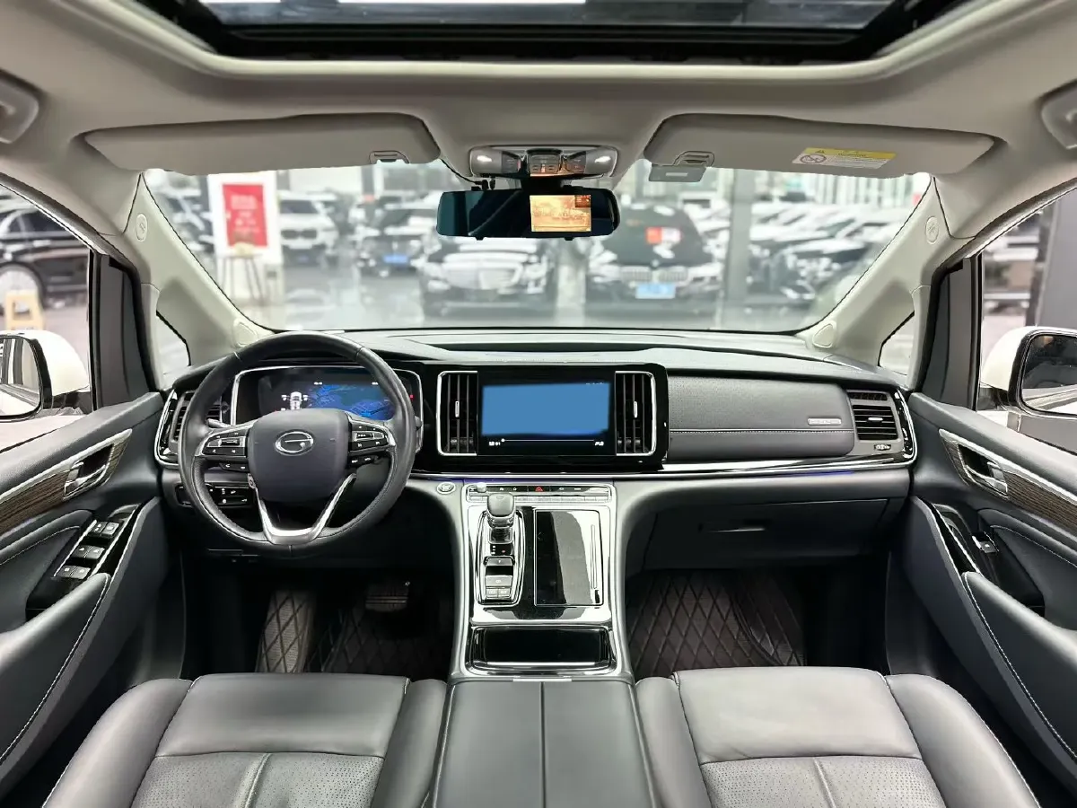 2021 GAC Trumpchi M8 2.0T 252HP L4 8AT,autocango,china used car exporter,china ev exporter,chinese used car exporter,chinese used ev exporter