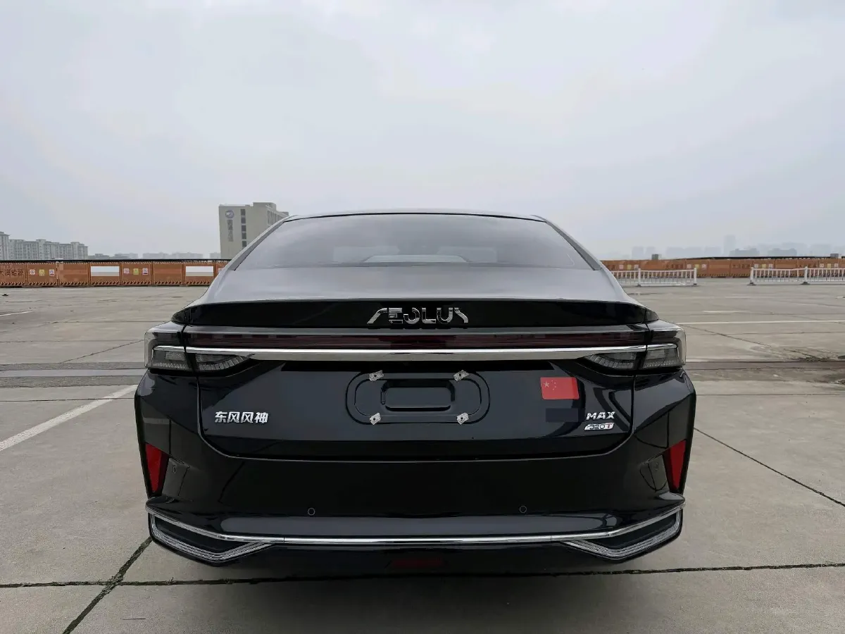 2023 DongFeng Aeolus YiXuan MAX 1.5T 190HP L4 7DCT,autocango,china used car exporter,china ev exporter,chinese used car exporter,chinese used ev exporter