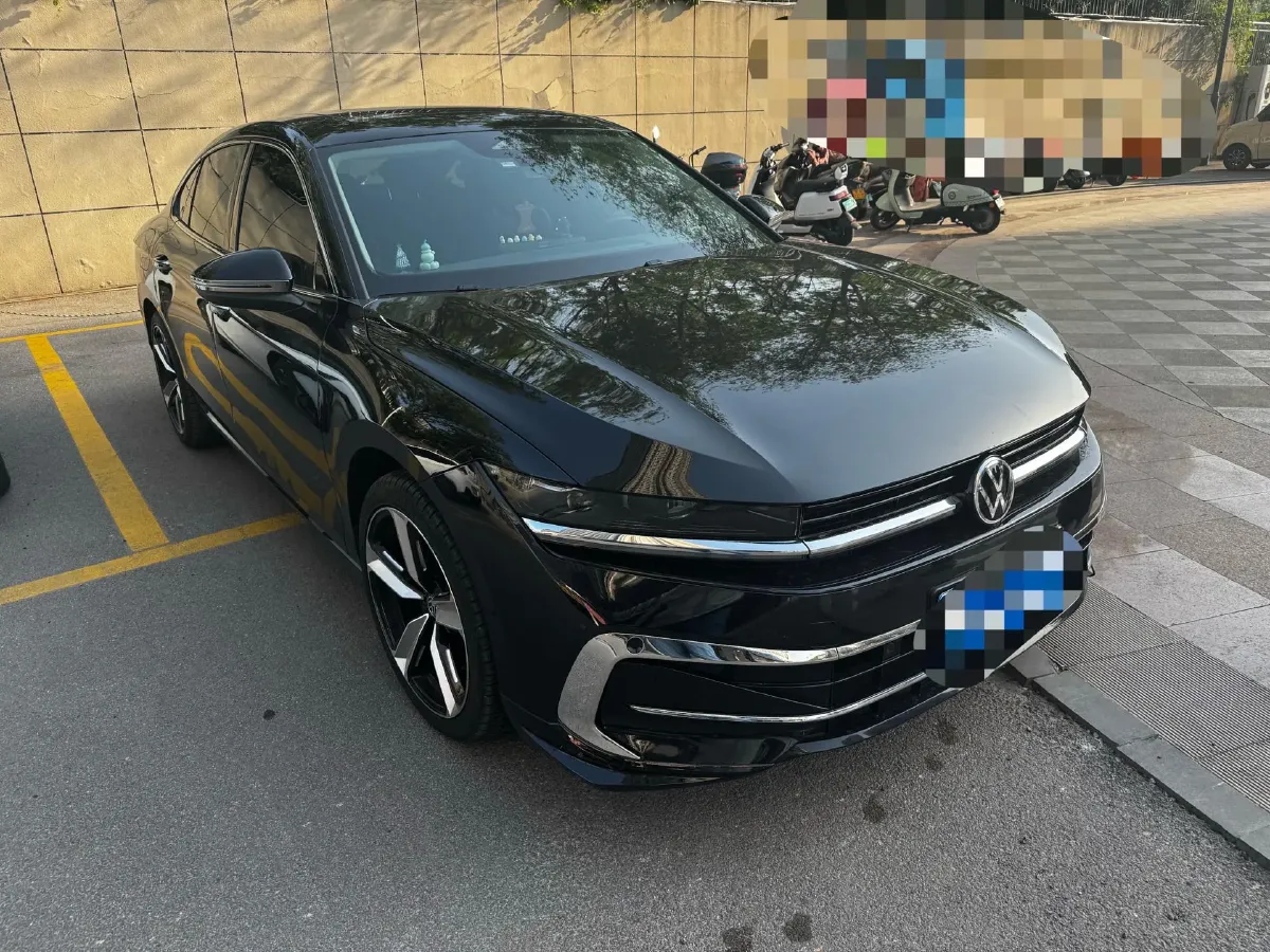 2024 Volkswagen Magotan 2.0T 220HP L4 7DCT,autocango,china used car exporter,china ev exporter,chinese used car exporter,chinese used ev exporter