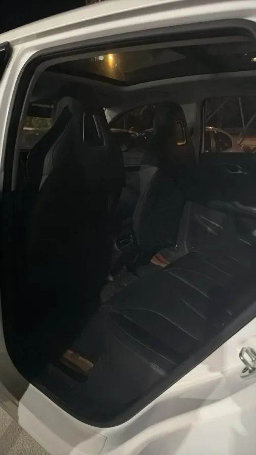 2023 Roewe RX5 1.5T 188HP L4 AMT PHEV 12.3KWH,autocango,china used car exporter,china ev exporter,chinese used car exporter,chinese used ev exporter