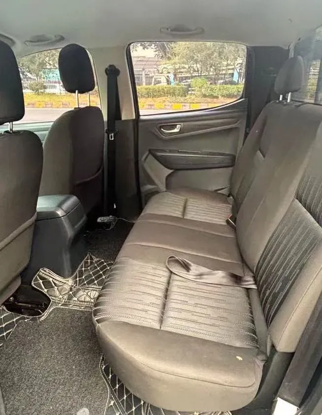 2018 Isuzu RE-MAX Jim 2.8T 116HP L4 5MT,autocango,china used car exporter,china ev exporter,chinese used car exporter,chinese used ev exporter