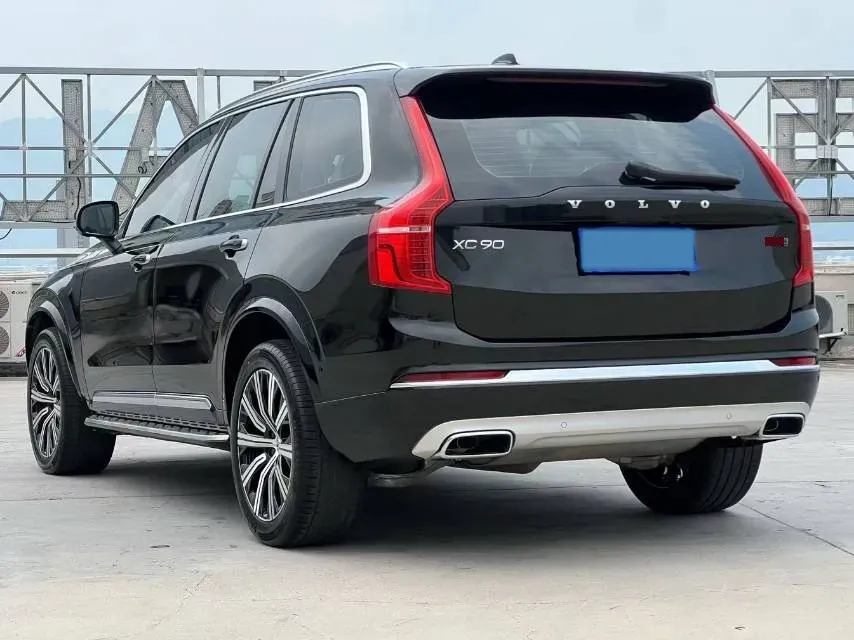 2020 Volvo XC90 2.0T 310HP L4 8AT,autocango,china used car exporter,china ev exporter,chinese used car exporter,chinese used ev exporter