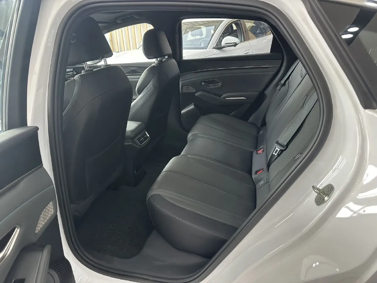 2025 BYD QinL 1.5L 101HP L4 E-CVT PHEV 15.87KWH,autocango,china used car exporter,china ev exporter,chinese used car exporter,chinese used ev exporter