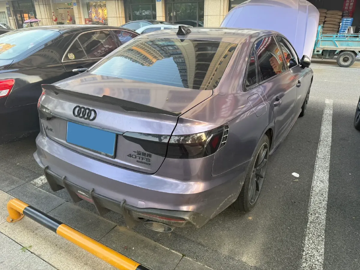 2020 Audi A4L 2.0T 190HP L4 7DCT,autocango,china used car exporter,china ev exporter,chinese used car exporter,chinese used ev exporter