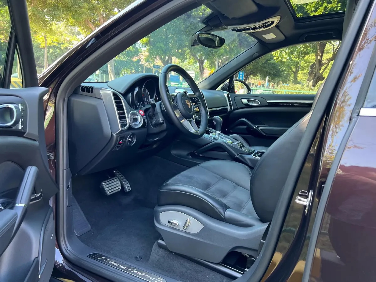 2016 Porsche Cayenne 3.0T 333HP V6 8AT,autocango,china used car exporter,china ev exporter,chinese used car exporter,chinese used ev exporter