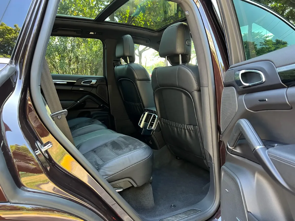 2016 Porsche Cayenne 3.0T 333HP V6 8AT,autocango,china used car exporter,china ev exporter,chinese used car exporter,chinese used ev exporter