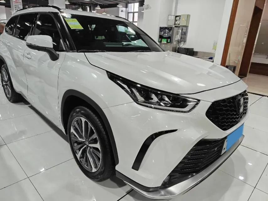 2024 Toyota Crown Kluger 2.5L 189HP L4 E-CVT Hybrid,autocango,china used car exporter,china ev exporter,chinese used car exporter,chinese used ev exporter