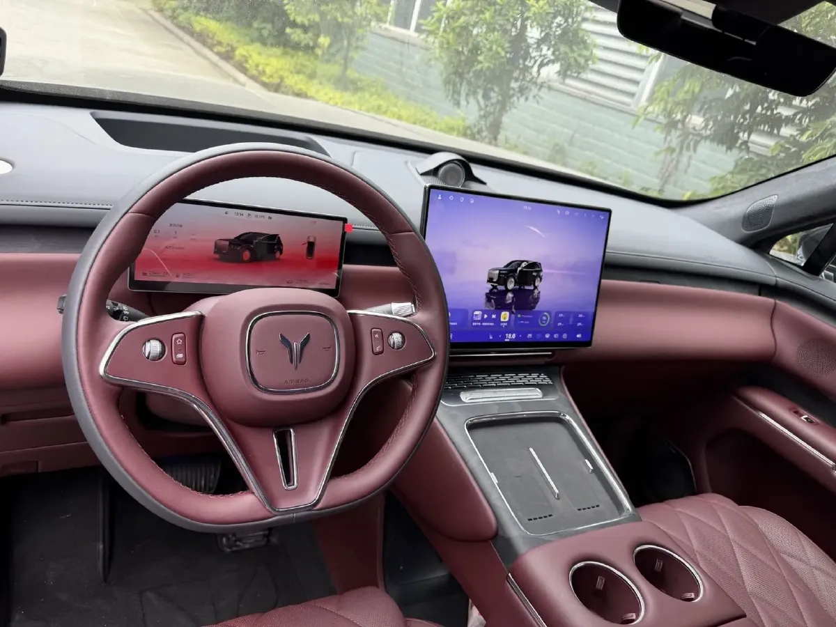 2026 Voyah 9L 1.5T 150HP L4 PHEV,autocango,china used car exporter,china ev exporter,chinese used car exporter,chinese used ev exporter