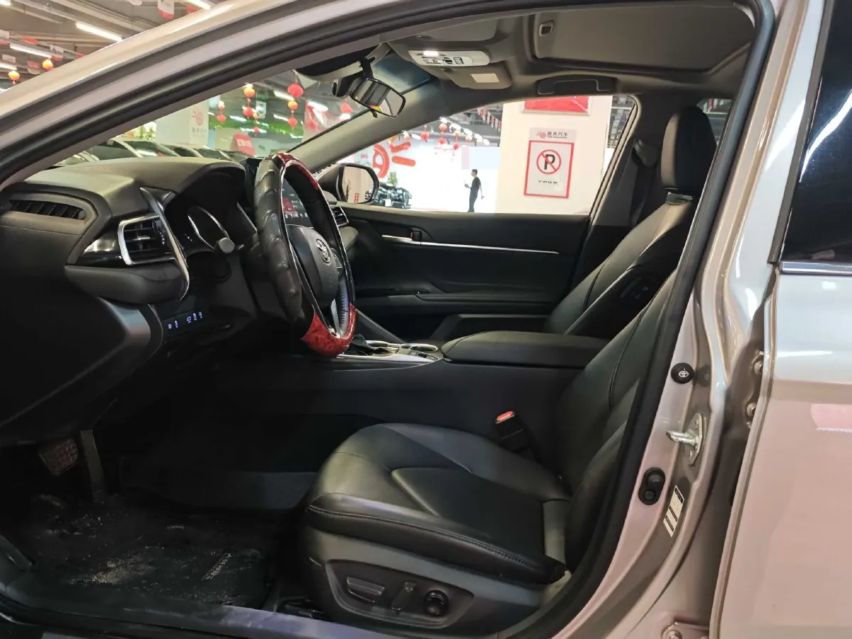 2023 Toyota Camry 2.0L 177HP L4 CVT,autocango,china used car exporter,china ev exporter,chinese used car exporter,chinese used ev exporter