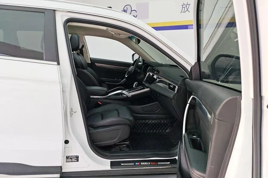 2020 Geely Azkarra 1.8T 184HP L4 7DCT,autocango,china used car exporter,china ev exporter,chinese used car exporter,chinese used ev exporter