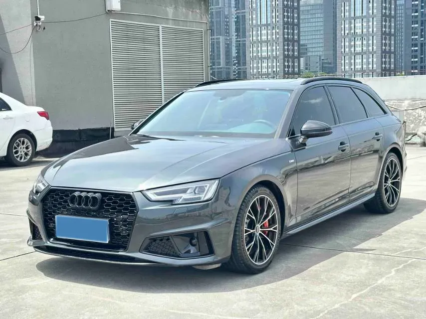 2020 Audi A4 2.0T 190HP L4 7DCT,autocango,china used car exporter,china ev exporter,chinese used car exporter,chinese used ev exporter