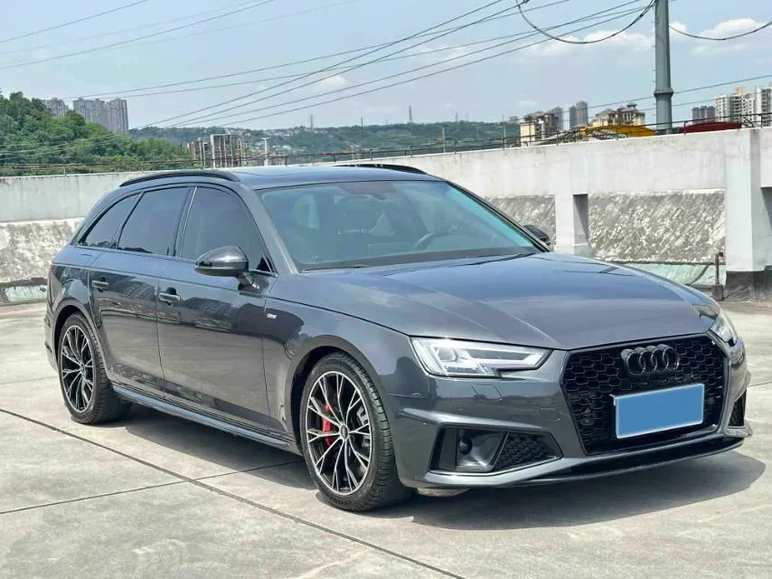 2020 Audi A4 2.0T 190HP L4 7DCT,autocango,china used car exporter,china ev exporter,chinese used car exporter,chinese used ev exporter
