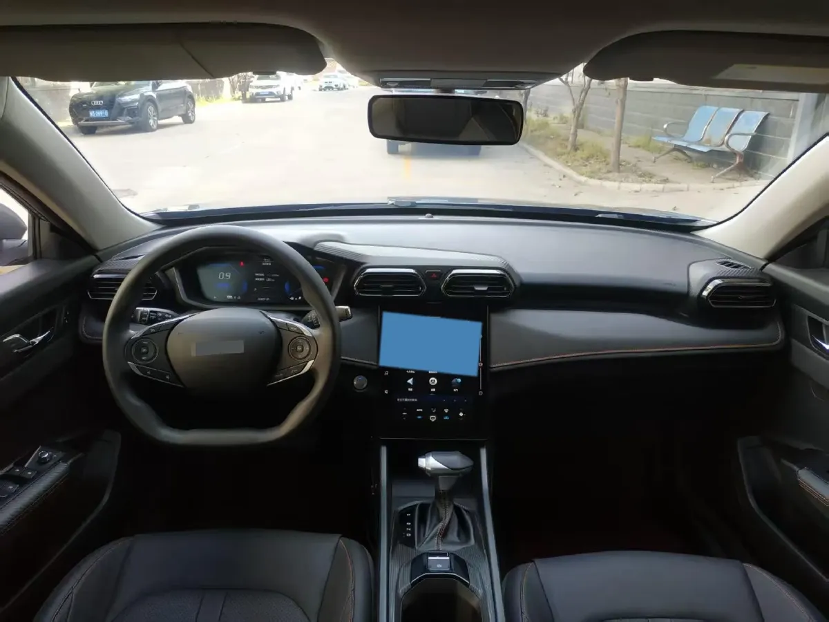 2025 DongFeng Aeolus YiXuan 1.5L 125HP L4 6DCT,autocango,china used car exporter,china ev exporter,chinese used car exporter,chinese used ev exporter