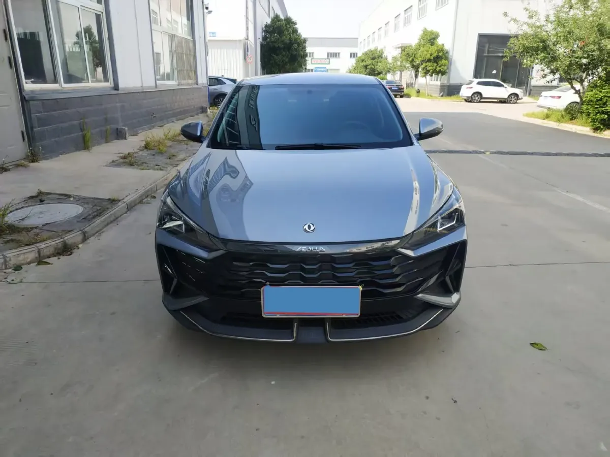 2025 DongFeng Aeolus YiXuan 1.5L 125HP L4 6DCT,autocango,china used car exporter,china ev exporter,chinese used car exporter,chinese used ev exporter