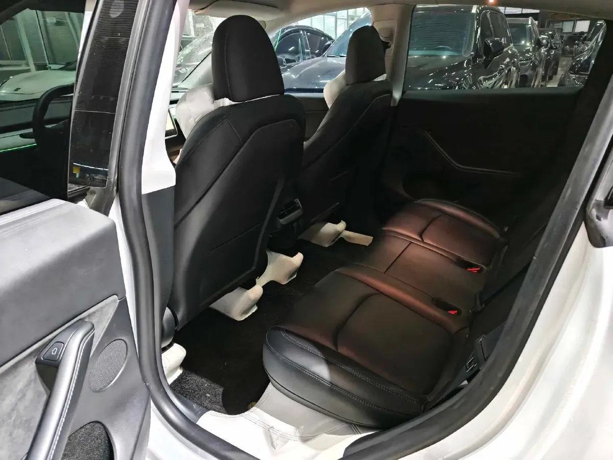 2024 Iveco OuSheng BEV 77.28KWH,autocango,china used car exporter,china ev exporter,chinese used car exporter,chinese used ev exporter