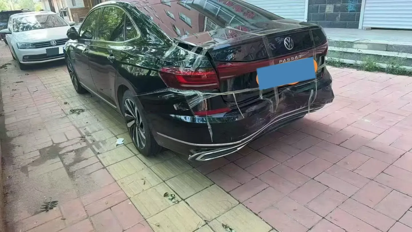 2024 Volkswagen Passat 2.0T 220HP L4 7DCT,autocango,china used car exporter,china ev exporter,chinese used car exporter,chinese used ev exporter