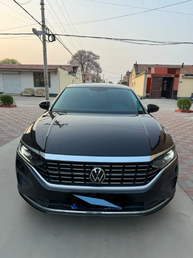 2024 Volkswagen Passat 2.0T 220HP L4 7DCT,autocango,china used car exporter,china ev exporter,chinese used car exporter,chinese used ev exporter