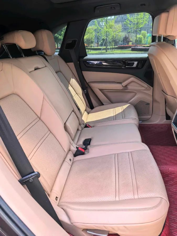 2020 Porsche Cayenne 2.0T 252HP L4 8AT PHEV 14.1KWH,autocango,china used car exporter,china ev exporter,chinese used car exporter,chinese used ev exporter