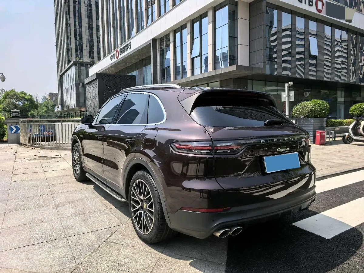2020 Porsche Cayenne 2.0T 252HP L4 8AT PHEV 14.1KWH,autocango,china used car exporter,china ev exporter,chinese used car exporter,chinese used ev exporter