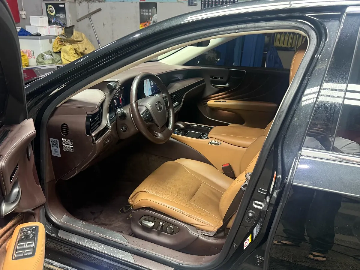 2018 Jaguar XJ 3.0T 340HP V6 8AT,autocango,china used car exporter,china ev exporter,chinese used car exporter,chinese used ev exporter