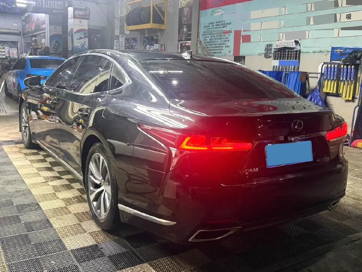 2018 Jaguar XJ 3.0T 340HP V6 8AT,autocango,china used car exporter,china ev exporter,chinese used car exporter,chinese used ev exporter