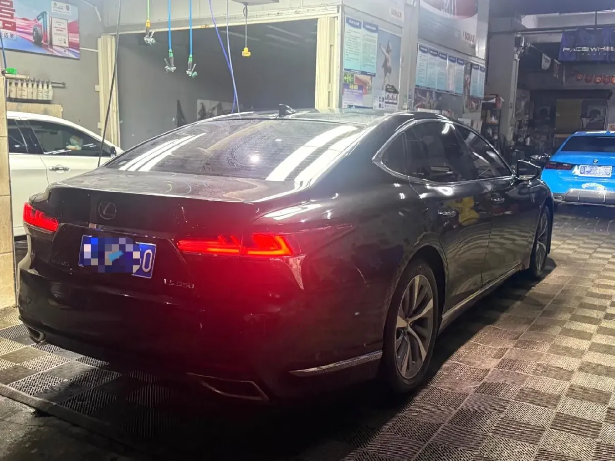 2018 Jaguar XJ 3.0T 340HP V6 8AT,autocango,china used car exporter,china ev exporter,chinese used car exporter,chinese used ev exporter