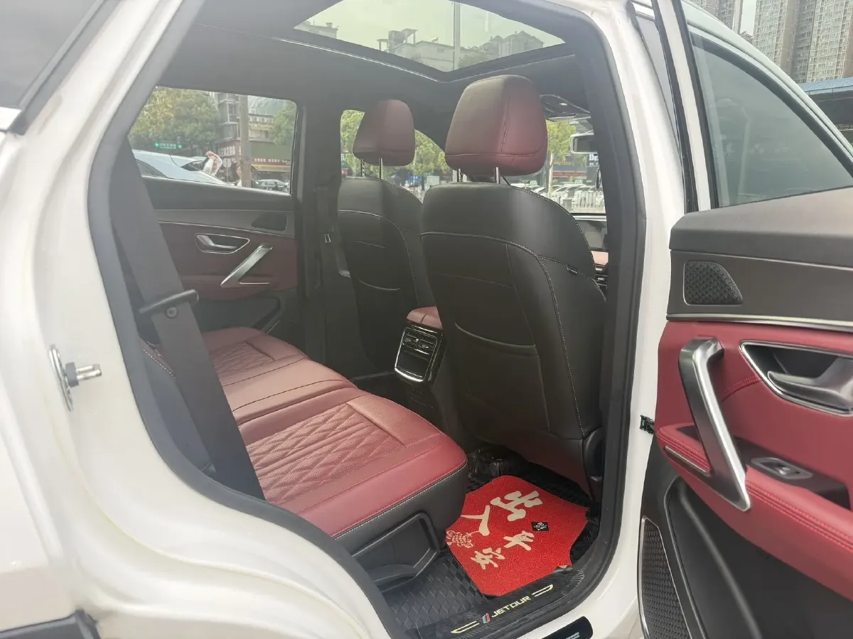 2024 Jetour X70 Plus 1.5T 156HP L4 6DCT,autocango,china used car exporter,china ev exporter,chinese used car exporter,chinese used ev exporter