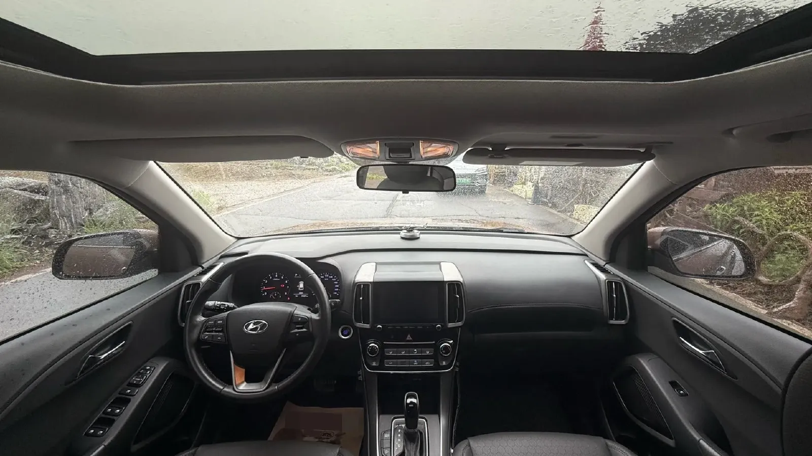 2018 Hyundai ix35 2.0L 160HP L4 6AT,autocango,china used car exporter,china ev exporter,chinese used car exporter,chinese used ev exporter