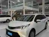 2021 Toyota Sienna 2.5L 192HP L4 E-CVT Hybrid