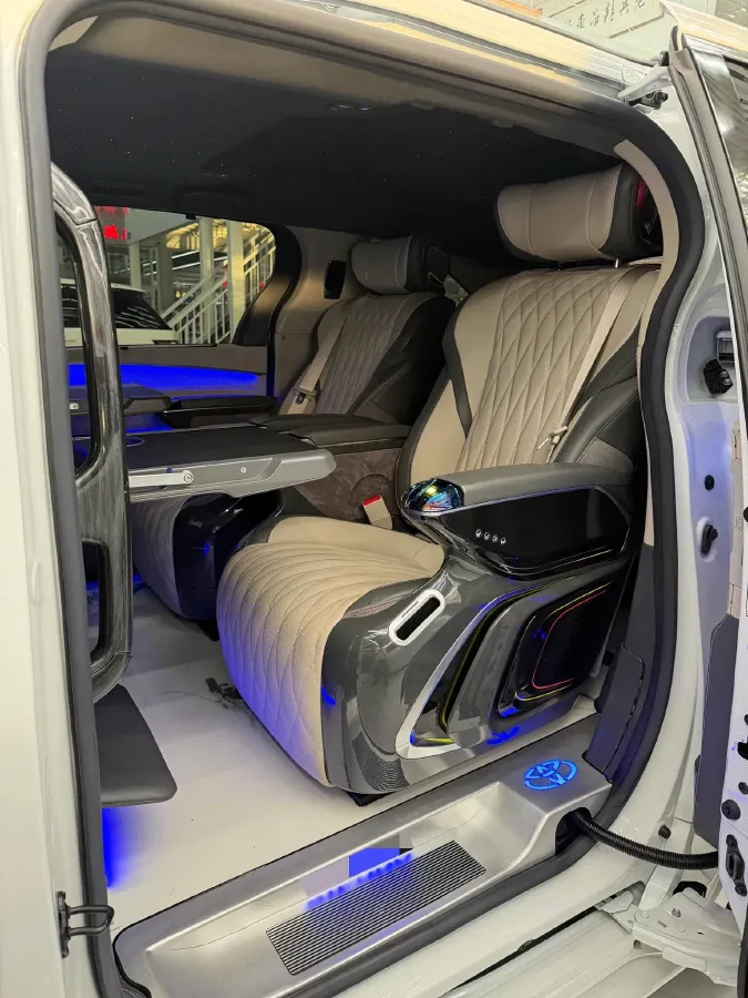 2021 Toyota Sienna 2.5L 192HP L4 E-CVT Hybrid,autocango,china used car exporter,china ev exporter,chinese used car exporter,chinese used ev exporter