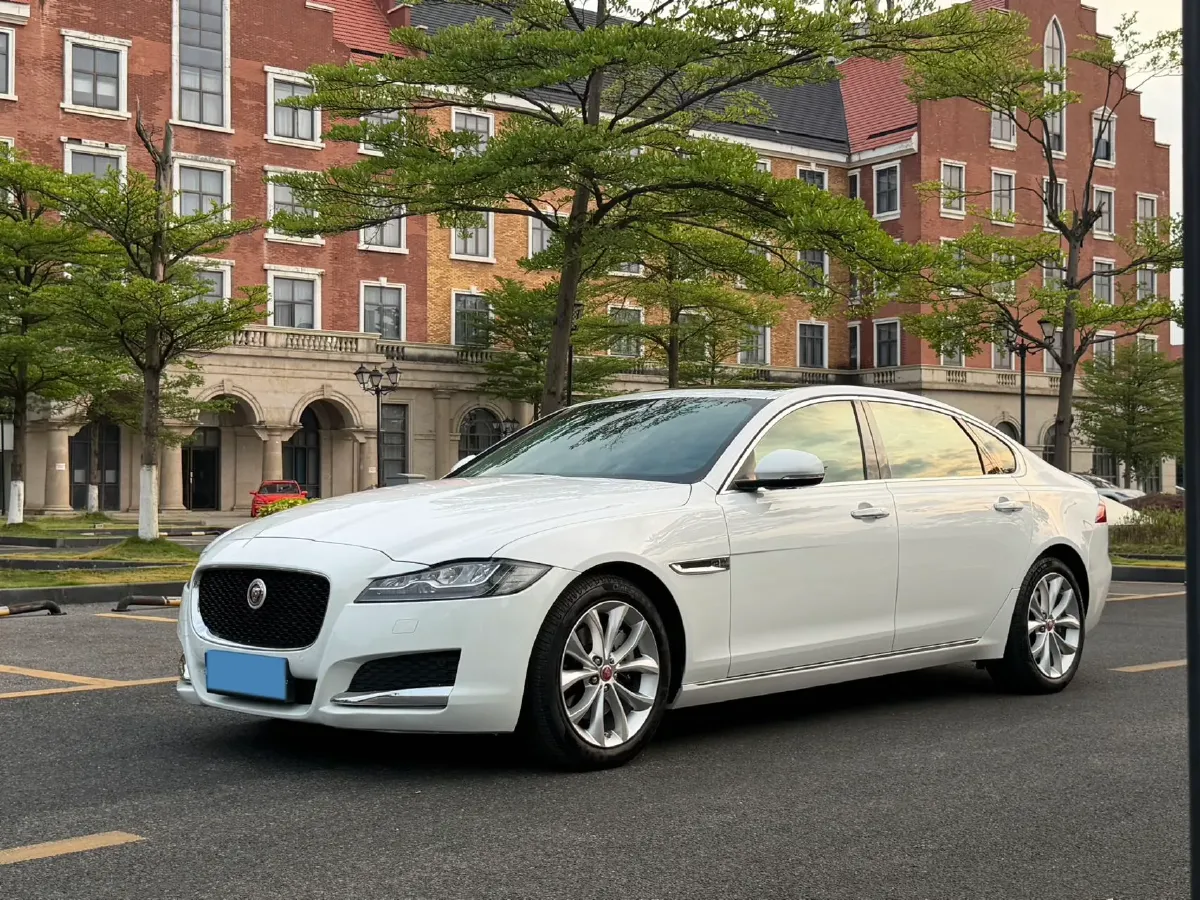2019 Jaguar XFL 2.0T 250HP L4 8AT,autocango,china used car exporter,china ev exporter,chinese used car exporter,chinese used ev exporter