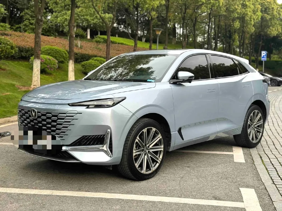 2021 ChangAn UNI-K 2.0T 233HP L4 8AT,autocango,china used car exporter,china ev exporter,chinese used car exporter,chinese used ev exporter