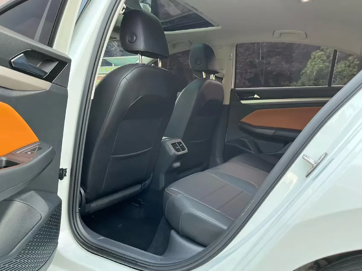 2023 Volkswagen Bora 1.2T 116HP L4 7DCT,autocango,china used car exporter,china ev exporter,chinese used car exporter,chinese used ev exporter