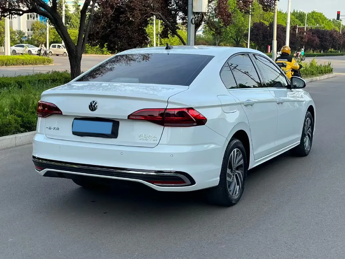 2023 Volkswagen Bora 1.2T 116HP L4 7DCT,autocango,china used car exporter,china ev exporter,chinese used car exporter,chinese used ev exporter
