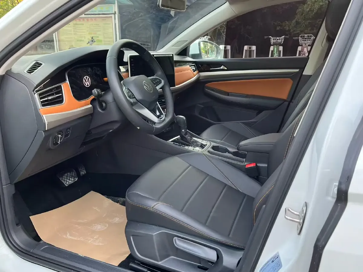 2023 Volkswagen Bora 1.2T 116HP L4 7DCT,autocango,china used car exporter,china ev exporter,chinese used car exporter,chinese used ev exporter