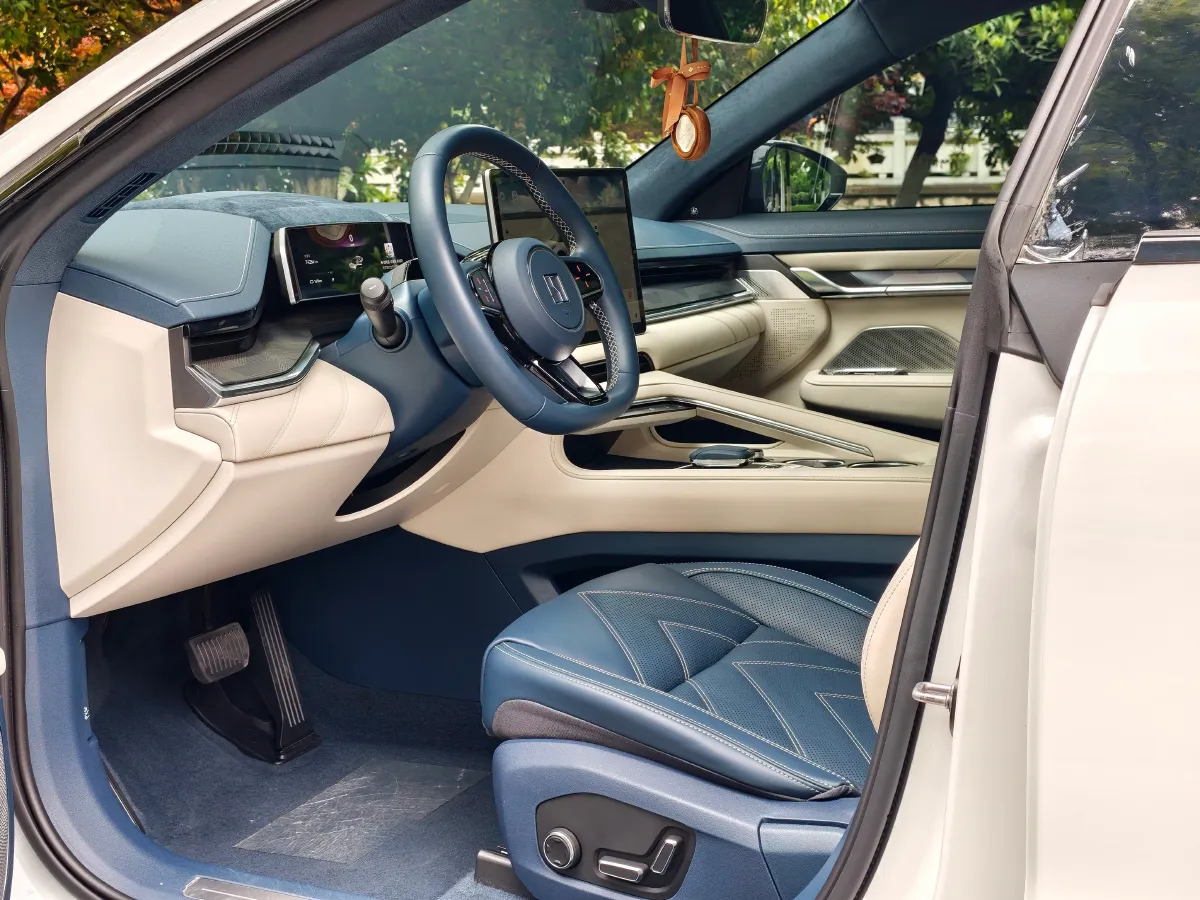 2023 Zeekr 001 BEV 100KWH,autocango,china used car exporter,china ev exporter,chinese used car exporter,chinese used ev exporter