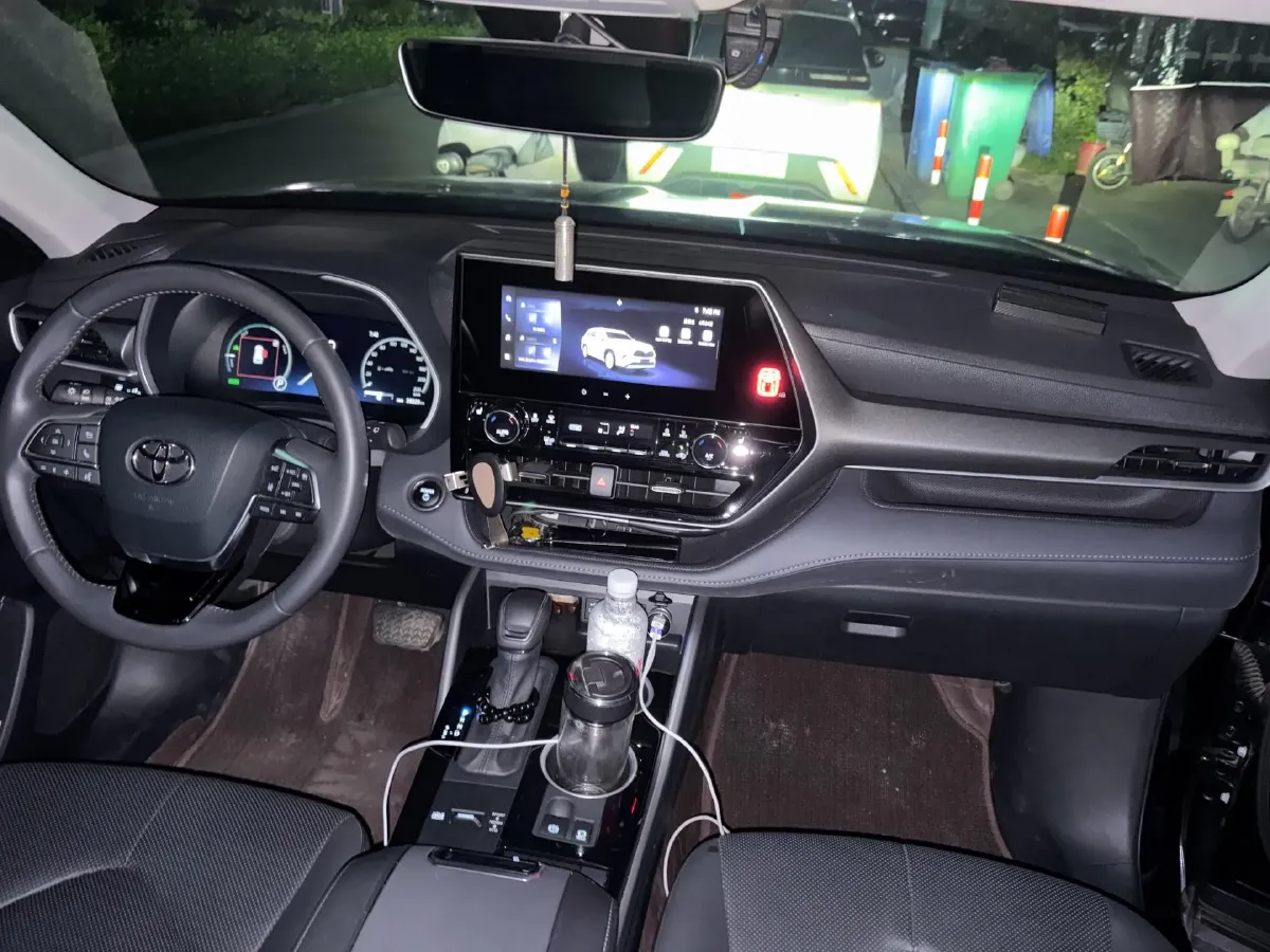 2024 Toyota Highlander 2.5L 189HP L4 E-CVT Hybrid,autocango,china used car exporter,china ev exporter,chinese used car exporter,chinese used ev exporter